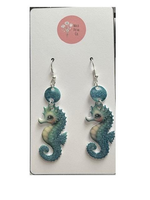 Glitter Seahorse Earrings – Ocean-Inspired Jewelry